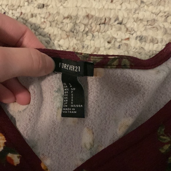 Maroon floral dress - Picture 2 of 4